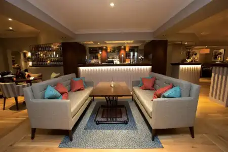 Aztec & Spa - 0