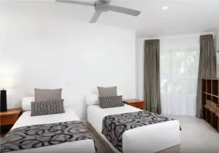 Mandalay Luxury Beachfront Apartments - 60