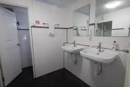 Bodega Bangkok Hostel - 6