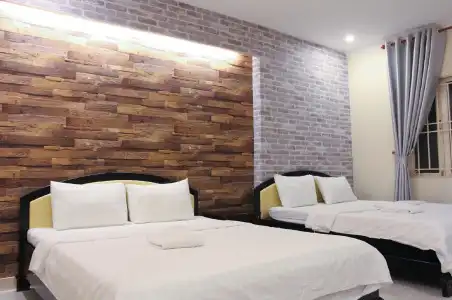 Violet Star & Spa - 2