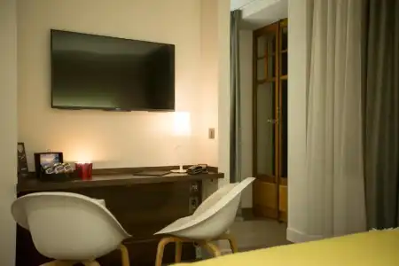 Hôtel des Voyageurs - 29