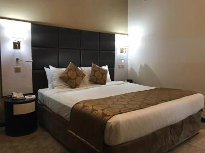 Al Jawhara Apartments - 9