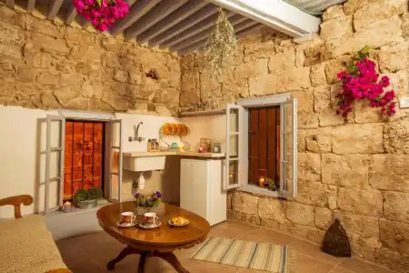 Nzar Khoury For Hosting Guest House - 30