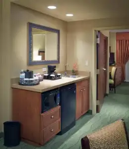 Embassy Suites by Hilton E Peoria Riverfront Conf Center - 36