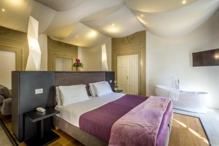 La Scaletta Al Ponte Vecchio - 323