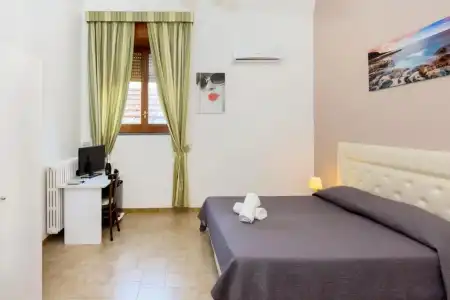 Sisters Hostel - 54