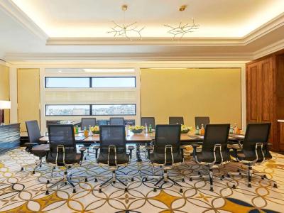 Fairmont - 19