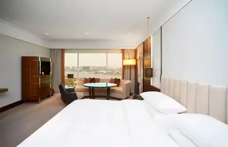 Grand Hyatt - 58