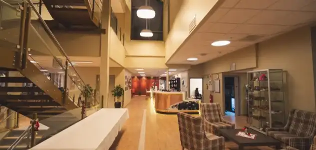 Dombåstun - 7