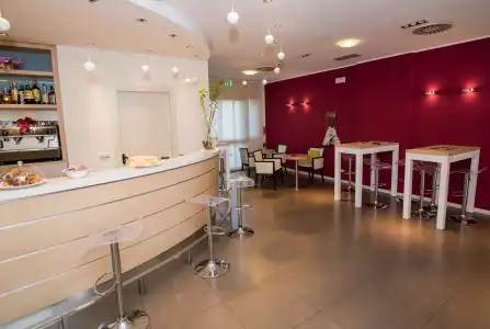 Best Western Palace Inn Ferrara - 36