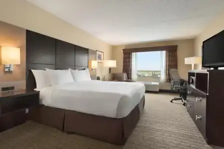 DoubleTree by Hilton Wichita Airport - 38
