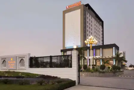 Ramada Plaza by Wyndham Agra - 0