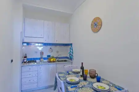 La Mela Blu - 69