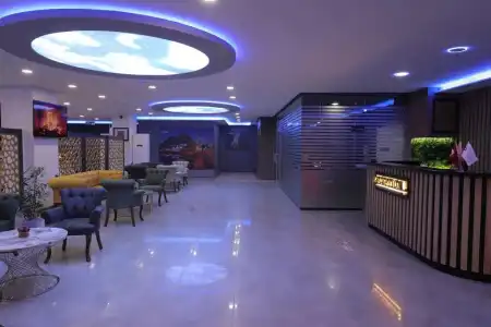 Eli̇t Otelhan - 17