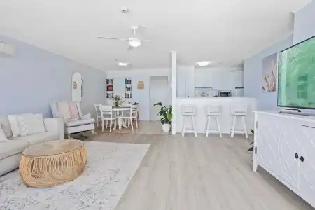 Baronnet Apartments - 52