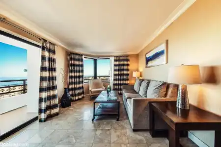 The Waterfront Beach Resort, A Hilton - 184