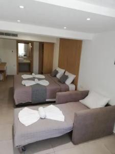 Joy Apts - 12