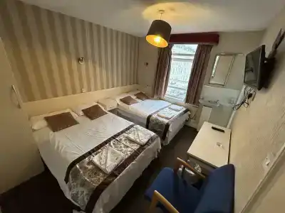 Earls Court - 46