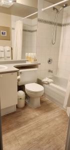 Times Square Suites - 7