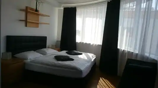 4th floor - 1