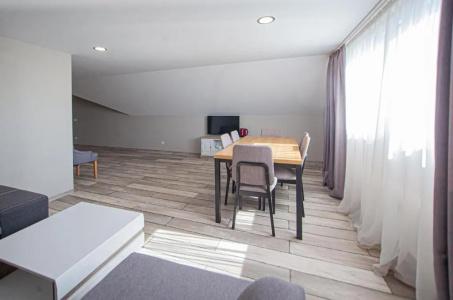 Biplan - 120