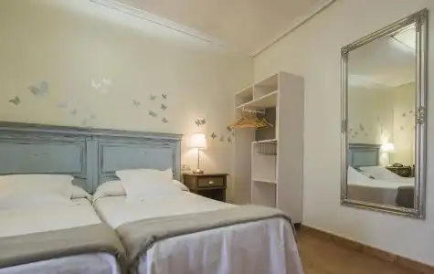 YIT Puerta Bisagra - 6