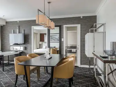 Swissotel Sydney - 31