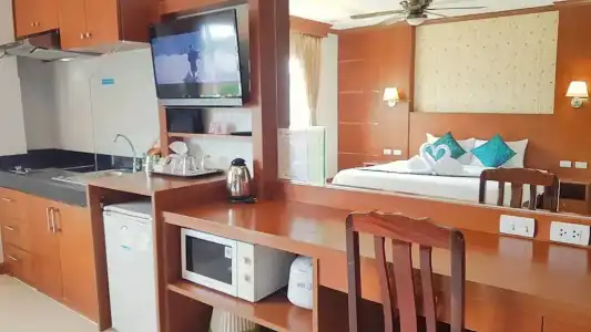 Green Harbor & Service Apartment - 69
