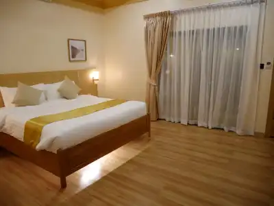 Getaway Resort Lake Mabprachan Thailand - 2