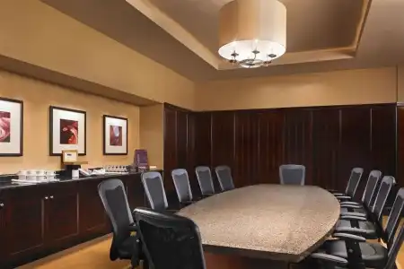 Sheraton Garden Grove-Anaheim South - 11