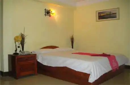 Sky Park Guesthouse - 8