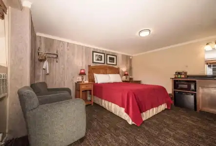 The Maxwell Inn - 23