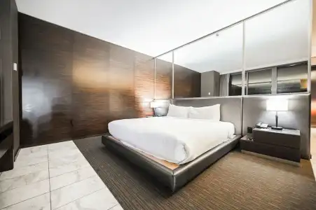 Beautiful Palms Place Suite - 225