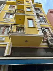Can Can Apart - 0