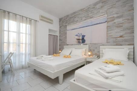 Dimitra - 44