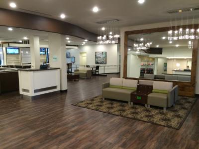Holiday Inn Greensboro Coliseum by IHG - 1