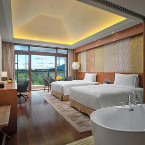 HUALUXE Kunming by IHG - 34
