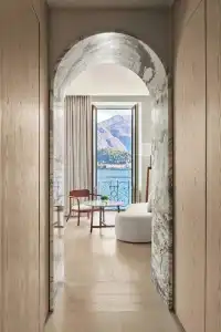 The Lake Como EDITION - 13