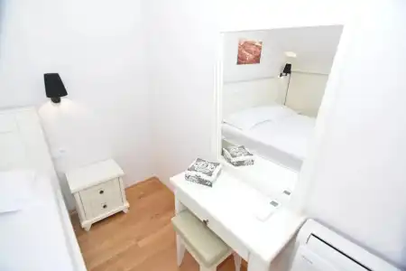 Apartments Dobrotski Dvori - 105