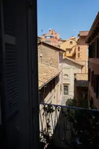 The Roman Empire Guesthouse - 121