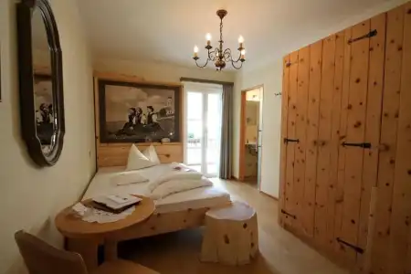 Schwarzer Adler - 16