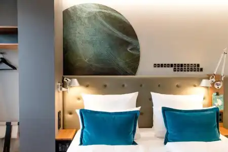 Motel One Frankfurt-Airport - 43