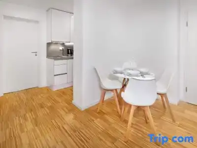 DownTown Suites Kodanská - 76