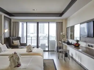 Riva Surya Bangkok - 6