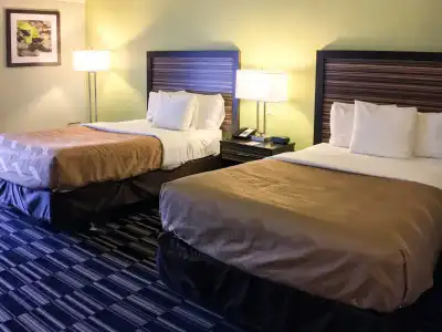 Quality Inn North - 17