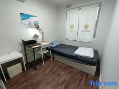 24 Guesthouse Sinchon Avenue - 33