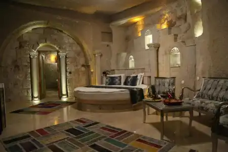 Roma Cave Suite - 46