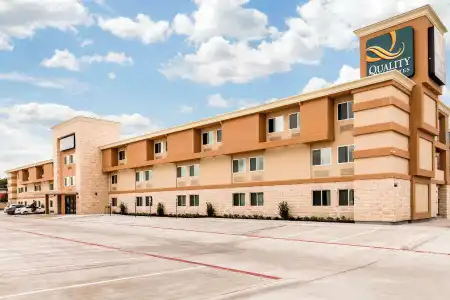 Quality Inn & Suites Plano East - Richardson - 66