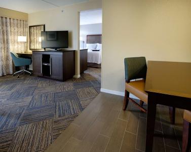 Hampton Inn Green Bay Downtown - 3