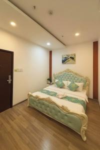 Linh Phuong 5 - 43